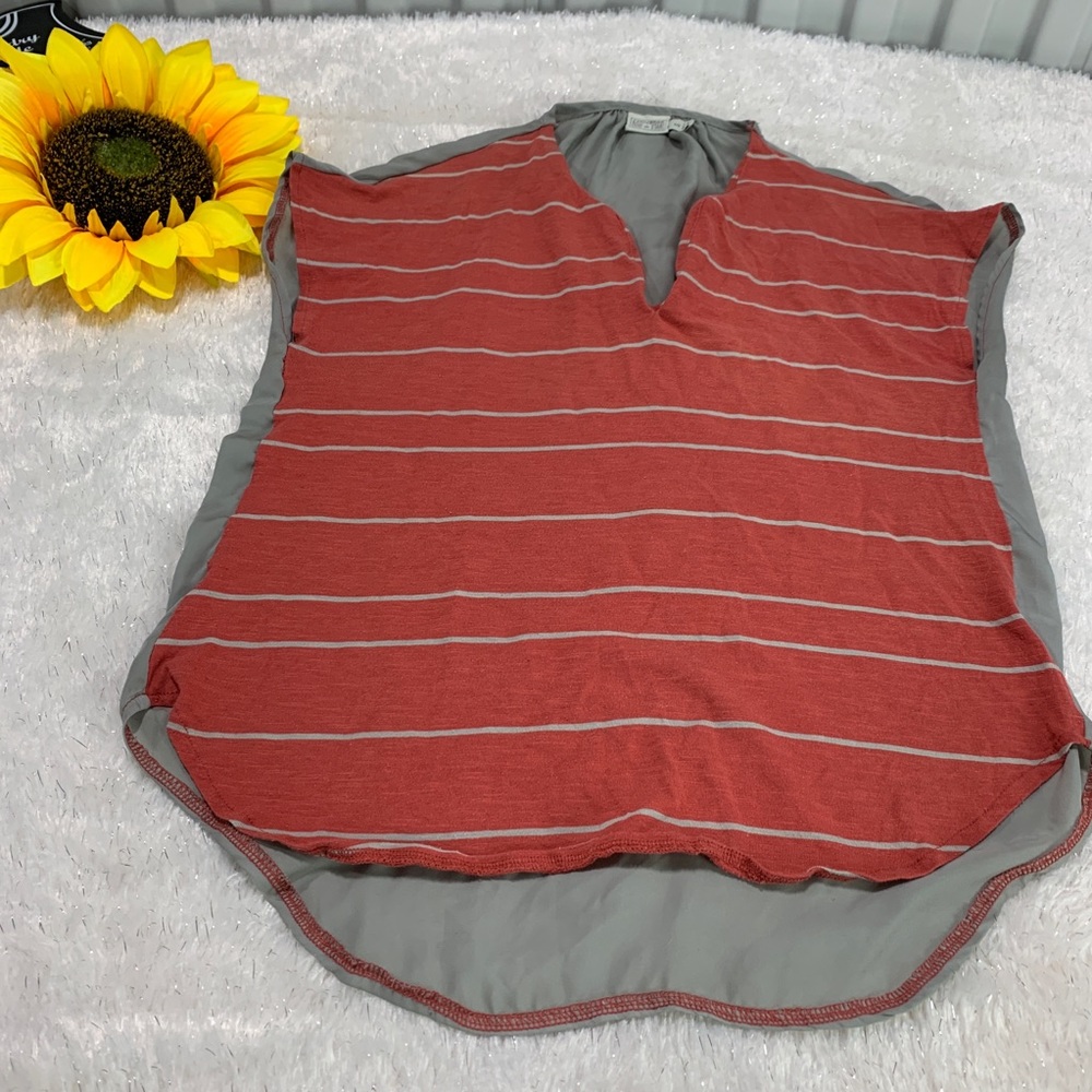 Converse one star Sleeveless shirt size small